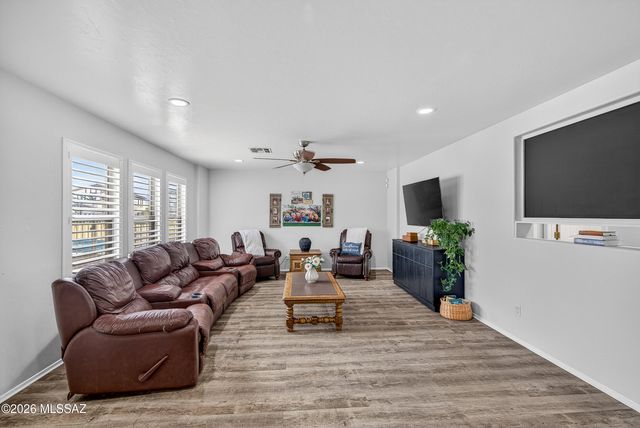 12878 N Desert Olive Drive, Oro Valley, AZ 85755