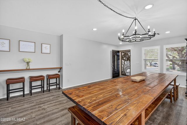 12878 N Desert Olive Drive, Oro Valley, AZ 85755