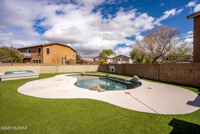 12878 N Desert Olive Drive, Oro Valley, AZ 85755