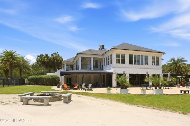 3581 OGLEBAY Drive, Green Cove Springs, FL 32043