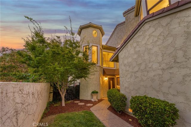 29624 Windsong, Agoura Hills, CA 91301