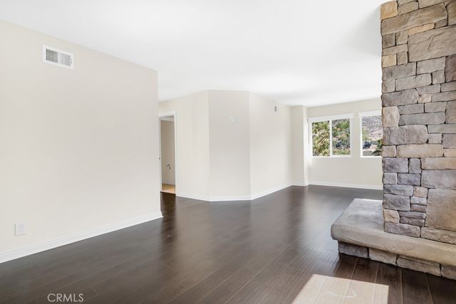 29624 Windsong, Agoura Hills, CA 91301