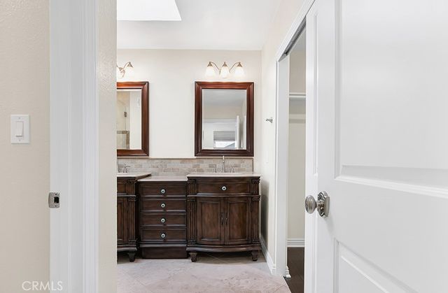 29624 Windsong, Agoura Hills, CA 91301