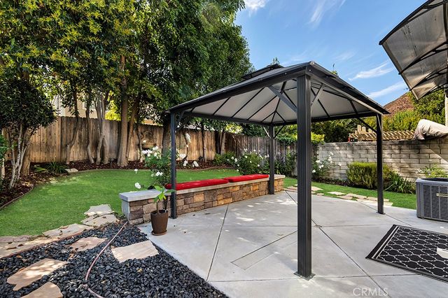 29624 Windsong, Agoura Hills, CA 91301