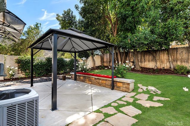 29624 Windsong, Agoura Hills, CA 91301
