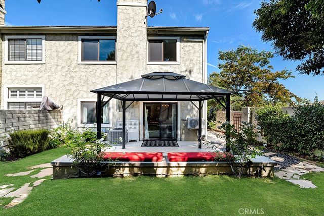29624 Windsong, Agoura Hills, CA 91301