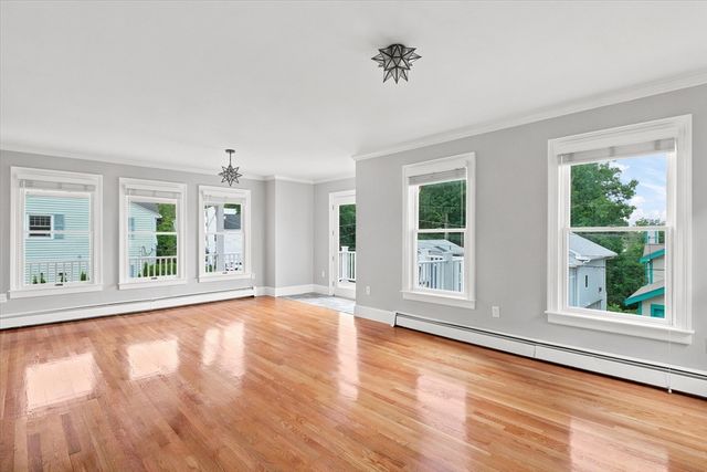 14 Willow Road, Marblehead, MA 01945