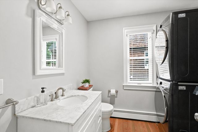 14 Willow Road, Marblehead, MA 01945