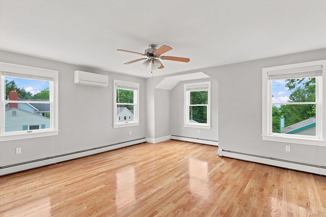 14 Willow Road, Marblehead, MA 01945