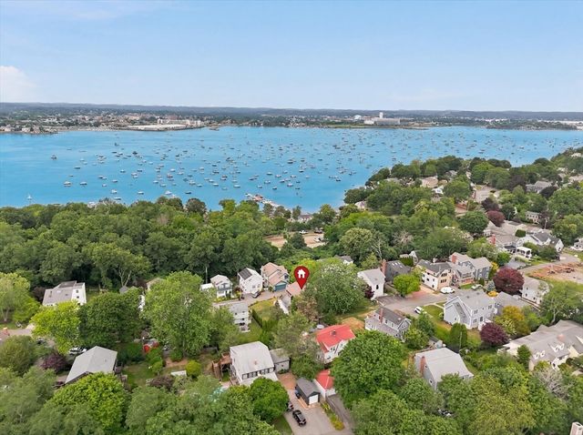14 Willow Road, Marblehead, MA 01945