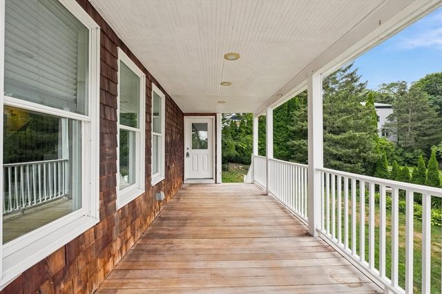 14 Willow Road, Marblehead, MA 01945