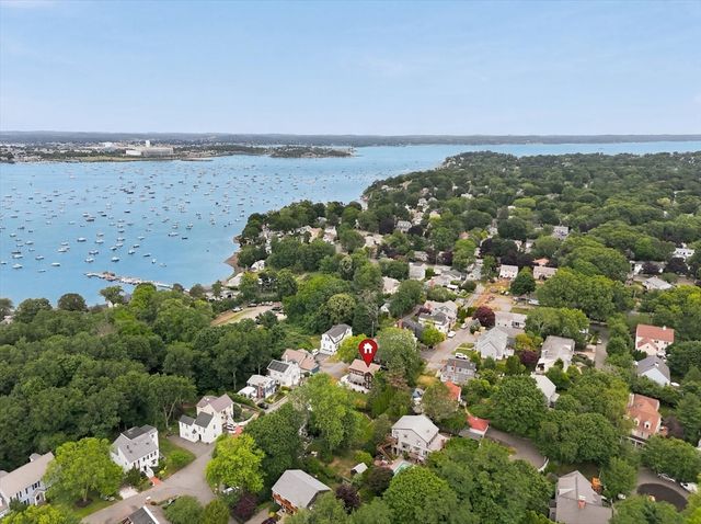 14 Willow Road, Marblehead, MA 01945