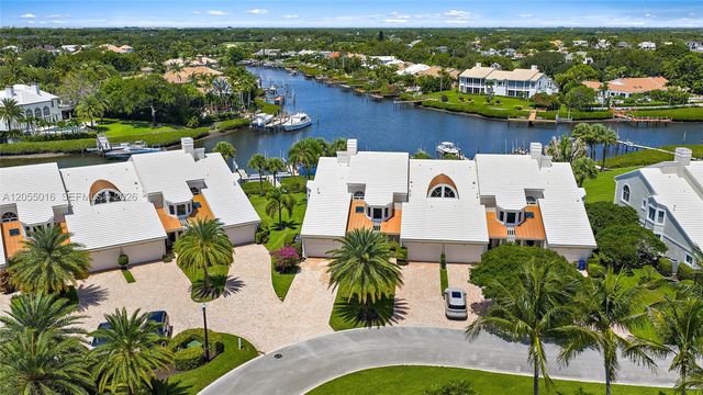 301 Captains Way 301, Jupiter, FL 33477