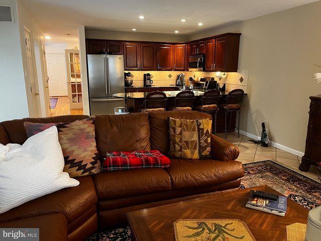 919 JAMIE CT, Blue Bell, PA 19422