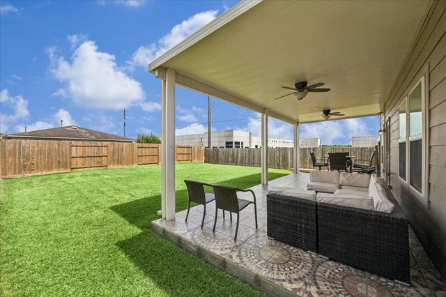 14119 Mystic Shores Lane, Houston, TX 77048