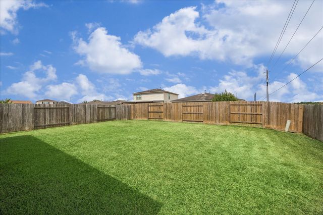14119 Mystic Shores Lane, Houston, TX 77048