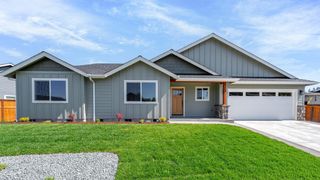 2837 SW Eastwood Lane, Grants Pass, OR 97527