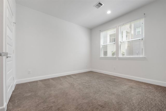 2737 Clinton Drive, Houston, TX 77020