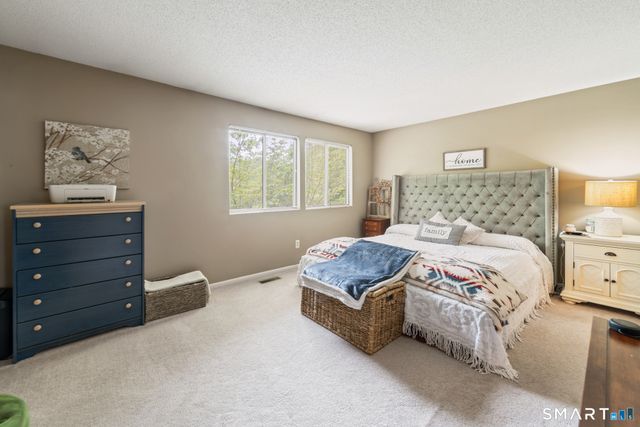 2 Whirling Dun 2, Canton, CT 06019