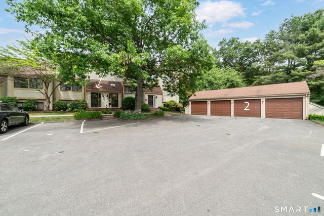 2 Whirling Dun 2, Canton, CT 06019