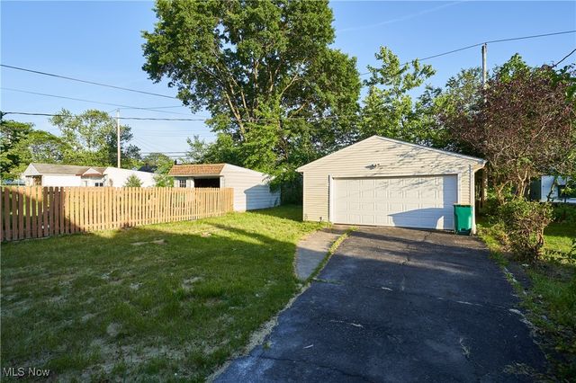 14404 Tokay Avenue, Maple Heights, OH 44137