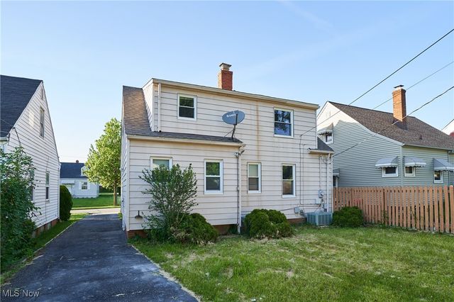 14404 Tokay Avenue, Maple Heights, OH 44137