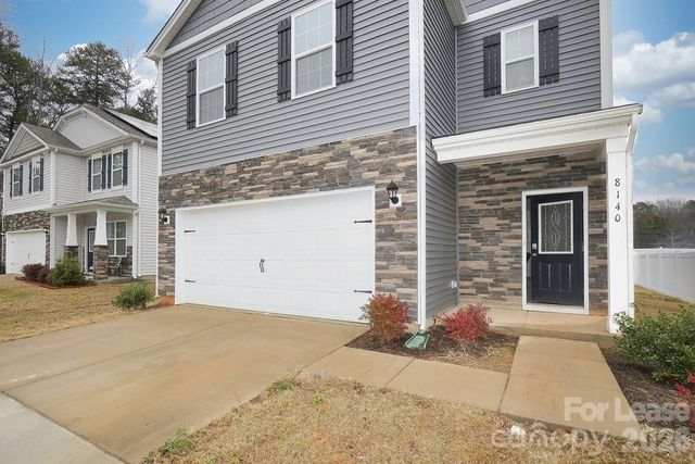 8140 Clairwood Drive, Charlotte, NC 28269