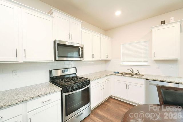 8140 Clairwood Drive, Charlotte, NC 28269