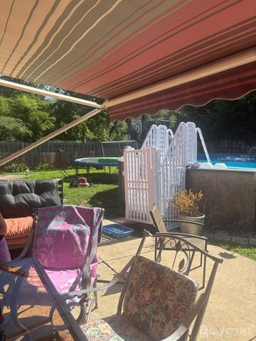 81 Brooklyn Avenue, Spotswood, NJ 08884