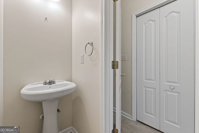 2746 Rocky Court, Atlanta, GA 30349