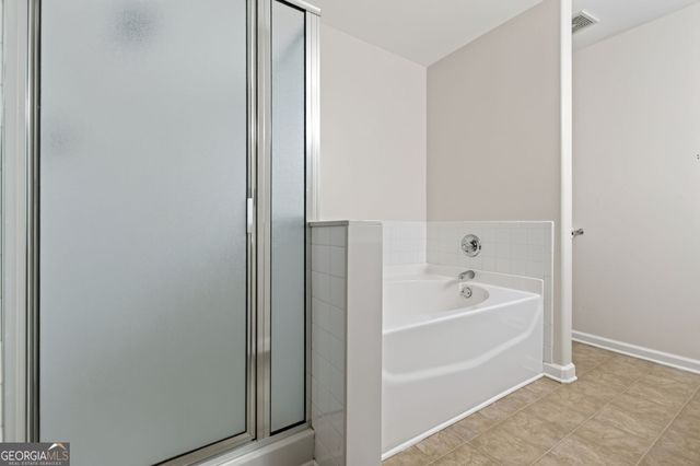 2746 Rocky Court, Atlanta, GA 30349