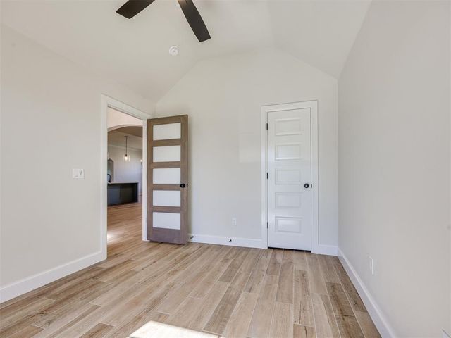 9221 SW 44th Terrace, Oklahoma City, OK 73179