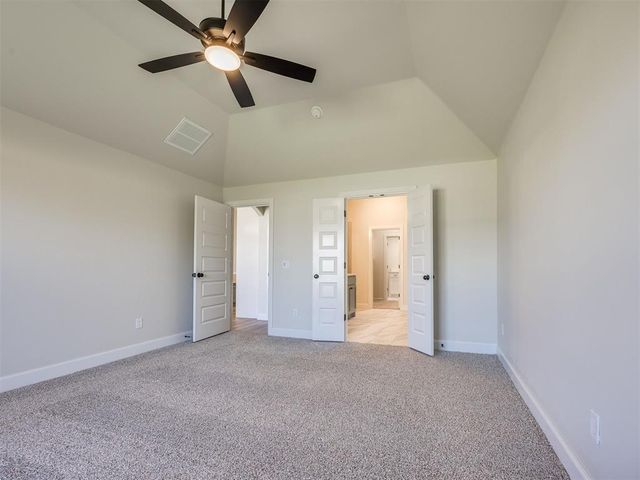 9221 SW 44th Terrace, Oklahoma City, OK 73179