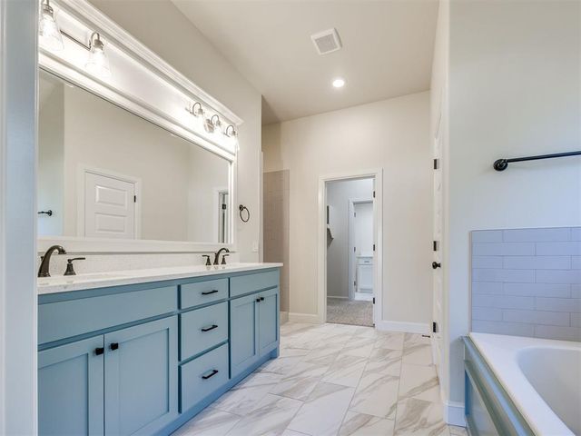 9221 SW 44th Terrace, Oklahoma City, OK 73179