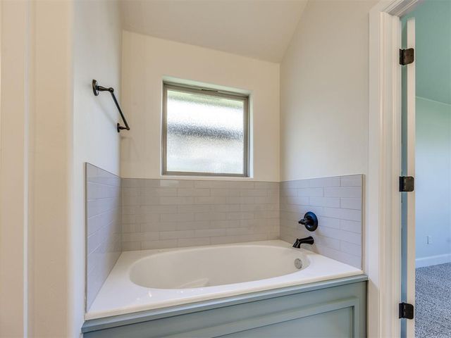 9221 SW 44th Terrace, Oklahoma City, OK 73179