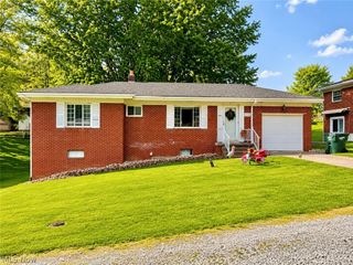 113 Stuart Drive, Wintersville, OH 43953