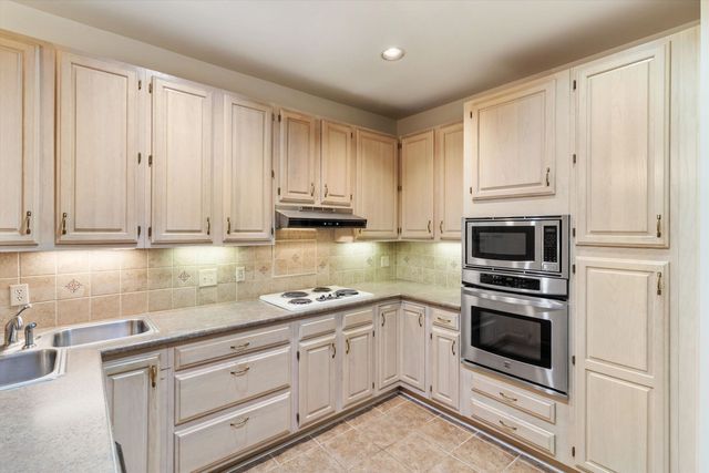 405 S Perkins Rd Apt 430, Memphis, TN 38117