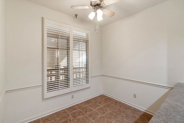 405 S Perkins Rd Apt 430, Memphis, TN 38117