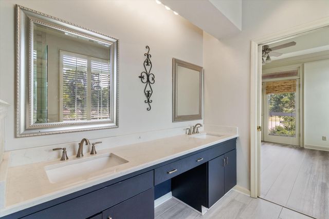 405 S Perkins Rd Apt 430, Memphis, TN 38117