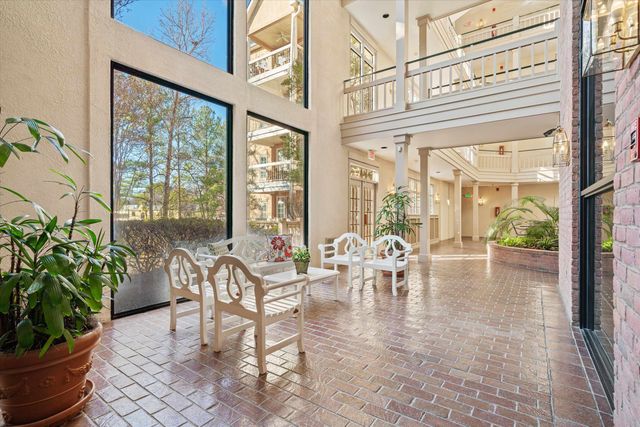 405 S Perkins Rd Apt 430, Memphis, TN 38117