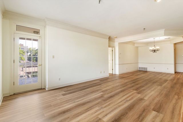 405 S Perkins Rd Apt 430, Memphis, TN 38117