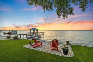 411 Calhoun Avenue, Destin, FL 32541