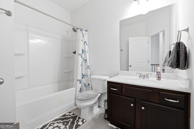 5164 Aylesbury Court, Hoschton, GA 30548