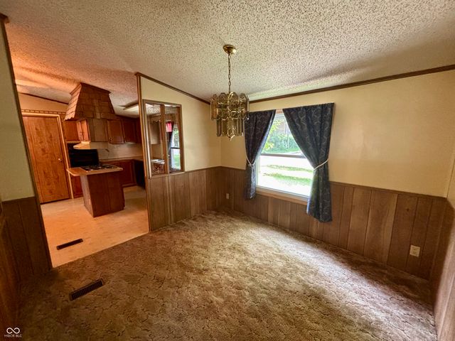 151 West Water Street, Cloverdale, IN 46120