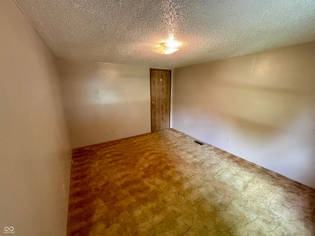 151 West Water Street, Cloverdale, IN 46120