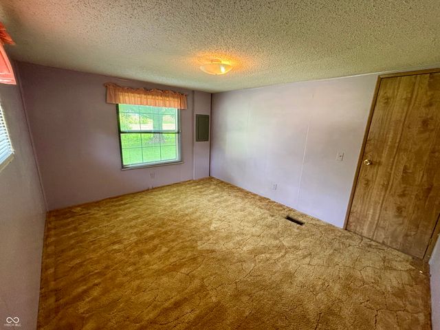 151 West Water Street, Cloverdale, IN 46120