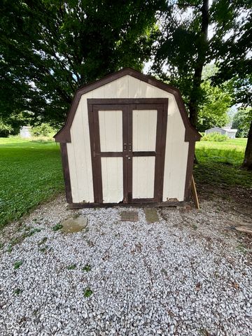 151 West Water Street, Cloverdale, IN 46120