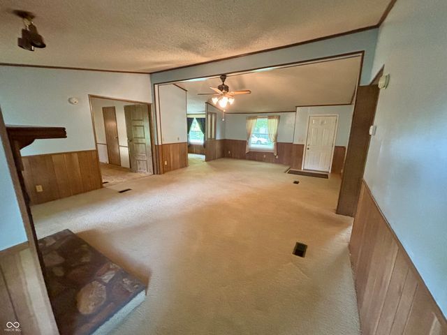 151 West Water Street, Cloverdale, IN 46120