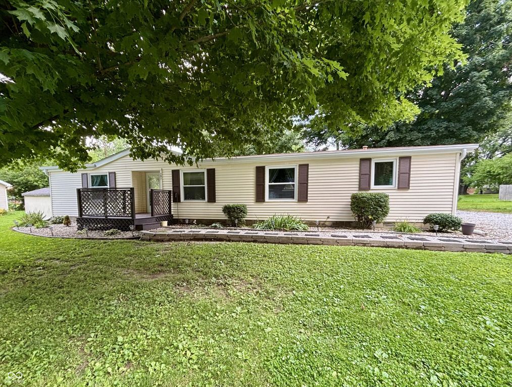 151 West Water Street, Cloverdale, IN 46120