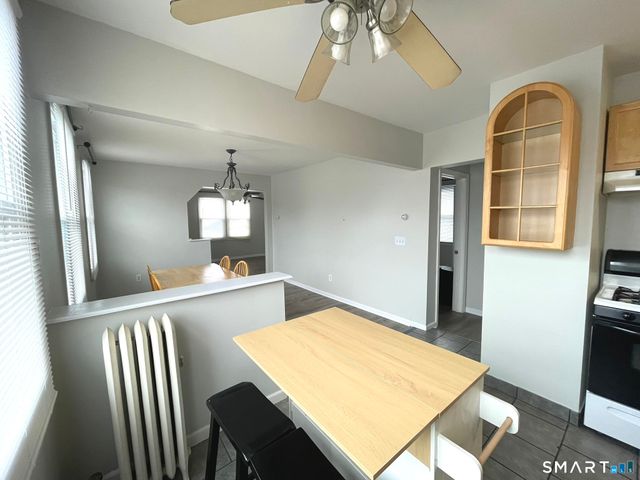 108 Concord Street 3rd Floor, Hamden, CT 06514